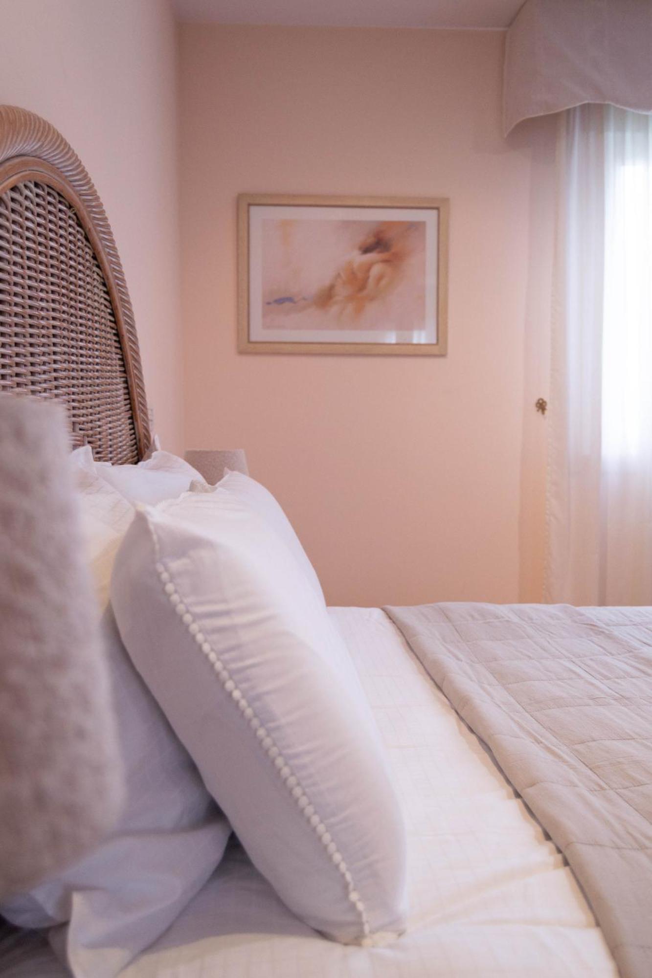 Motel Bambu Lugo Eksteriør bilde